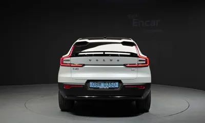 Volvo C40 2023, 27736 км, за 28013.04 USD