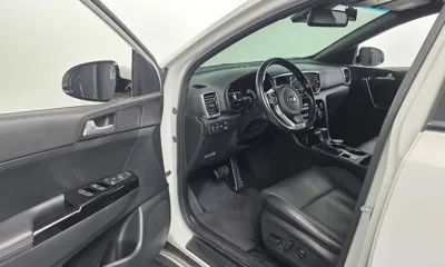 Kia Sportage 2021, 141810 км, за 11487.46 USD - фото 10