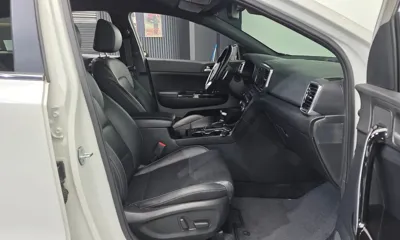 Kia Sportage 2021, 141810 км, за 11487.46 USD - фото 11