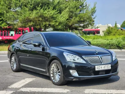 Hyundai Equus 2015, 119087 км, за 6557.7 USD