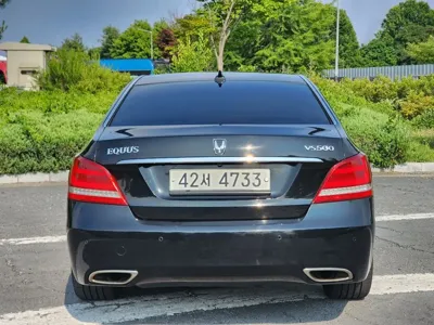Hyundai Equus 2015, 119087 км, за 6557.7 USD