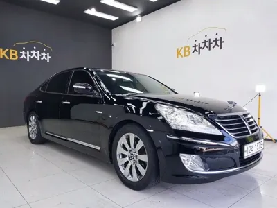 Hyundai Equus 2011, 124638 км, за 3957.71 USD