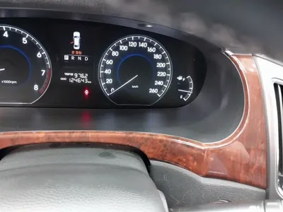 Hyundai Equus 2011, 124638 км, за 3957.71 USD - фото 9