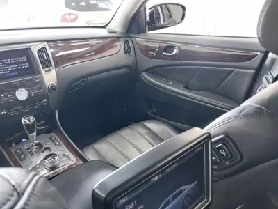 Hyundai Equus 2011, 124638 км, за 3957.71 USD - фото 19