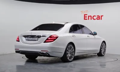 Mercedes-Benz S-Class 2018, 209373 км, за 19557.32 USD