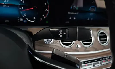 Mercedes-Benz E-Class 2023, 61296 км, за 24097.73 USD - фото 9