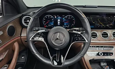 Mercedes-Benz E-Class 2023, 61296 км, за 24097.73 USD - фото 13