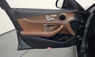 Mercedes-Benz E-Class 2023, 61296 км, за 24097.73 USD - фото 24