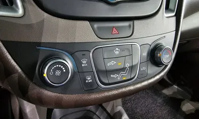 ChevroletGMDaewoo Malibu 2017, 124900 км, за 3343.4 USD - фото 18