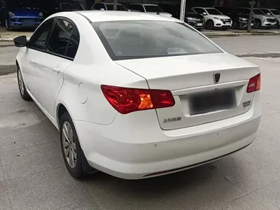 Roewe 350 2015, 80399 км, за 1648 USD