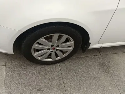 Roewe 350 2015, 80399 км, за 1648 USD - фото 23