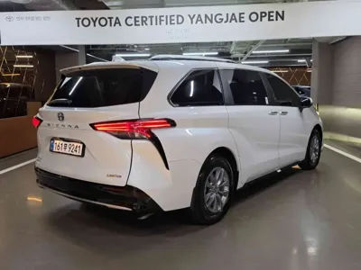 Toyota Sienna 2025, 6105 км, за 43258.5 USD