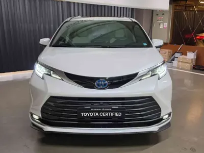 Toyota Sienna 2025, 6105 км, за 43258.5 USD