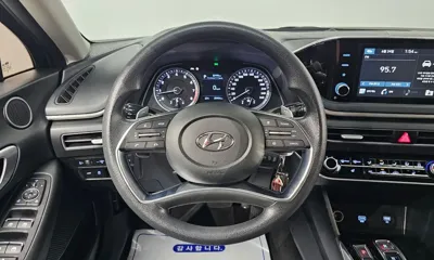 Hyundai Sonata 2020, 25486 км, за 9302.64 USD - фото 16