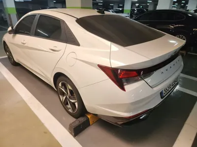 Hyundai Avante 2023, 89721 км, за 8533.54 USD