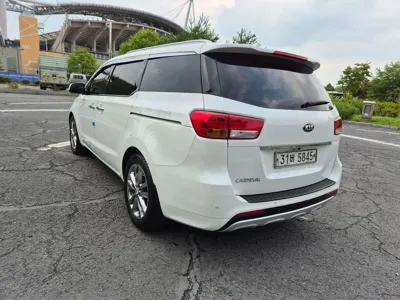 Kia Canival 2016, 171700 км, за 7553.86 USD