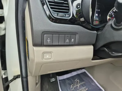 Kia Canival 2016, 171700 км, за 7553.86 USD - фото 15