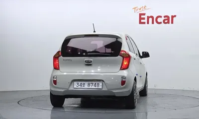 Kia Morning 2013, 128959 км, за 1805.17 USD
