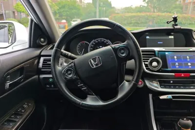 Honda Accord 2016, 130100 км, за 8730 USD - фото 10