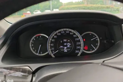 Honda Accord 2016, 130100 км, за 8730 USD - фото 11