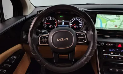 Kia Canival 2023, 54743 км, за 18307.73 USD - фото 13