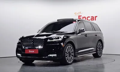 Lincoln Aviator · 2022 год