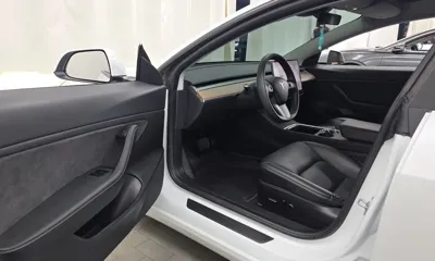 Tesla Model 3 2021, 73975 км, за 20772.28 USD - фото 10