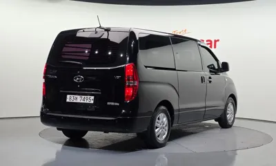 Hyundai Starex 2017, 202537 км, за 4463.7 USD
