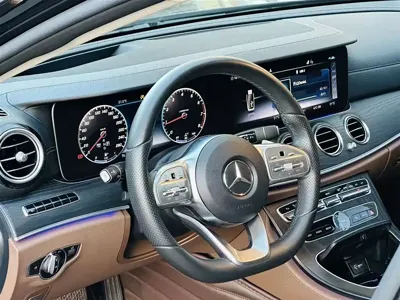 Mercedes-Benz E-Class 2020, 87000 км, за 29281.36 USD