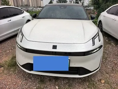 Lynk & Co 07 EM-P 2024, 24000 км, за 12065.69 USD