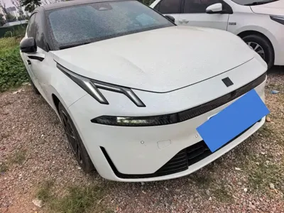 Lynk & Co 07 EM-P 2024, 24000 км, за 12065.69 USD