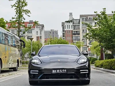 Porsche Panamera 2014, 90000 км, за 21956.8 USD