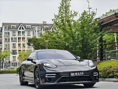 Porsche Panamera 2014, 90000 км, за 21956.8 USD