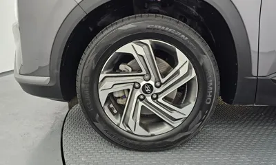 Hyundai Santafe 2022, 88524 км, за 13617.14 USD
