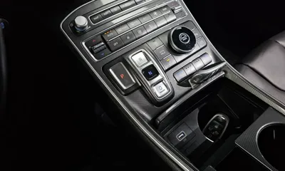 Hyundai Santafe 2022, 88524 км, за 13617.14 USD - фото 9