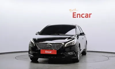 Hyundai Sonata 2016, 159563 км, за 4494.98 USD
