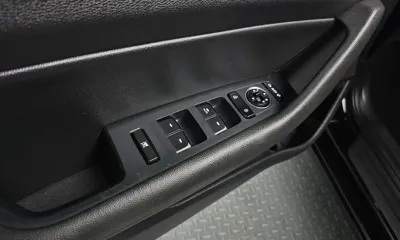 Hyundai Sonata 2016, 159563 км, за 4463.7 USD - фото 18