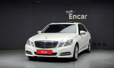 Mercedes-Benz E-Class 2013, 176004 км, за 4266.77 USD