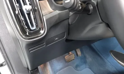 Volvo C40 2023, 50577 км, за 25928.84 USD - фото 27
