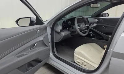 Hyundai Avante 2024, 23801 км, за 15754.23 USD - фото 10