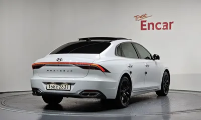 Hyundai Grandeur 2022, 72635 км, за 19495.54 USD