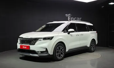 Kia Canival · 2023 год