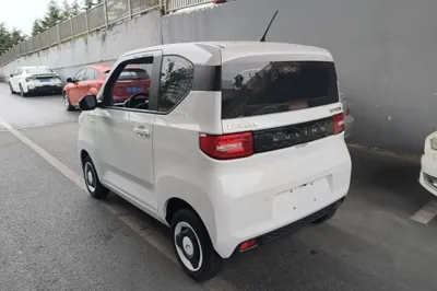 Wuling Hongguang MINIEV 2022, 27900 км, за 4721 USD