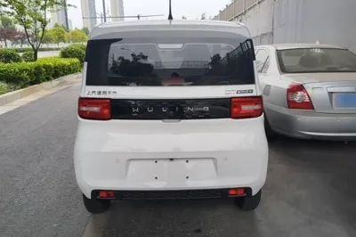 Wuling Hongguang MINIEV 2022, 27900 км, за 4721 USD