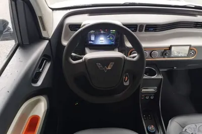 Wuling Hongguang MINIEV 2022, 27900 км, за 4721 USD - фото 13