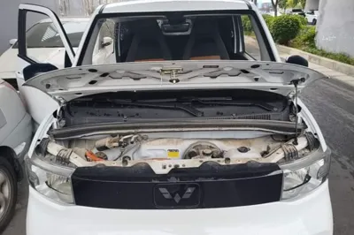 Wuling Hongguang MINIEV 2022, 27900 км, за 4721 USD - фото 24