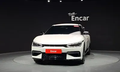 Kia EV6 2022, 34076 км, за 23939.65 USD