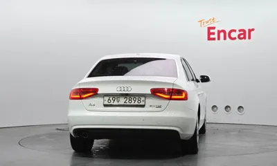 Audi A4 2014, 99419 км, за 3902.28 USD