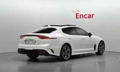 Kia Stinger 2018, 20457 км, за 9006.62 USD