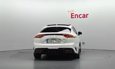 Kia Stinger 2018, 20457 км, за 9006.62 USD